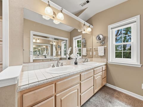 Photograph 18 of 13272 Opal Way