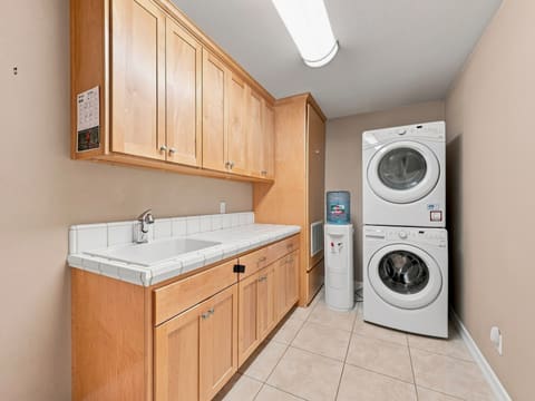 Photograph 31 of 13272 Opal Way